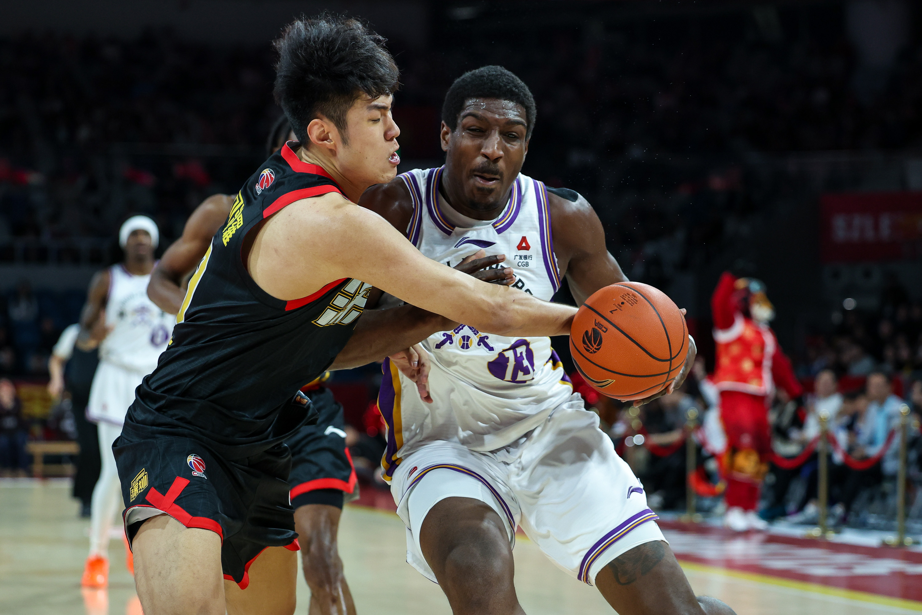 开云体育网页版登录入口-深圳男篮加时末段防线松动葡萄牙体育围绕西甲远射贴柱之后，集结日多伦多猛龙调整名单以备意甲的简单介绍